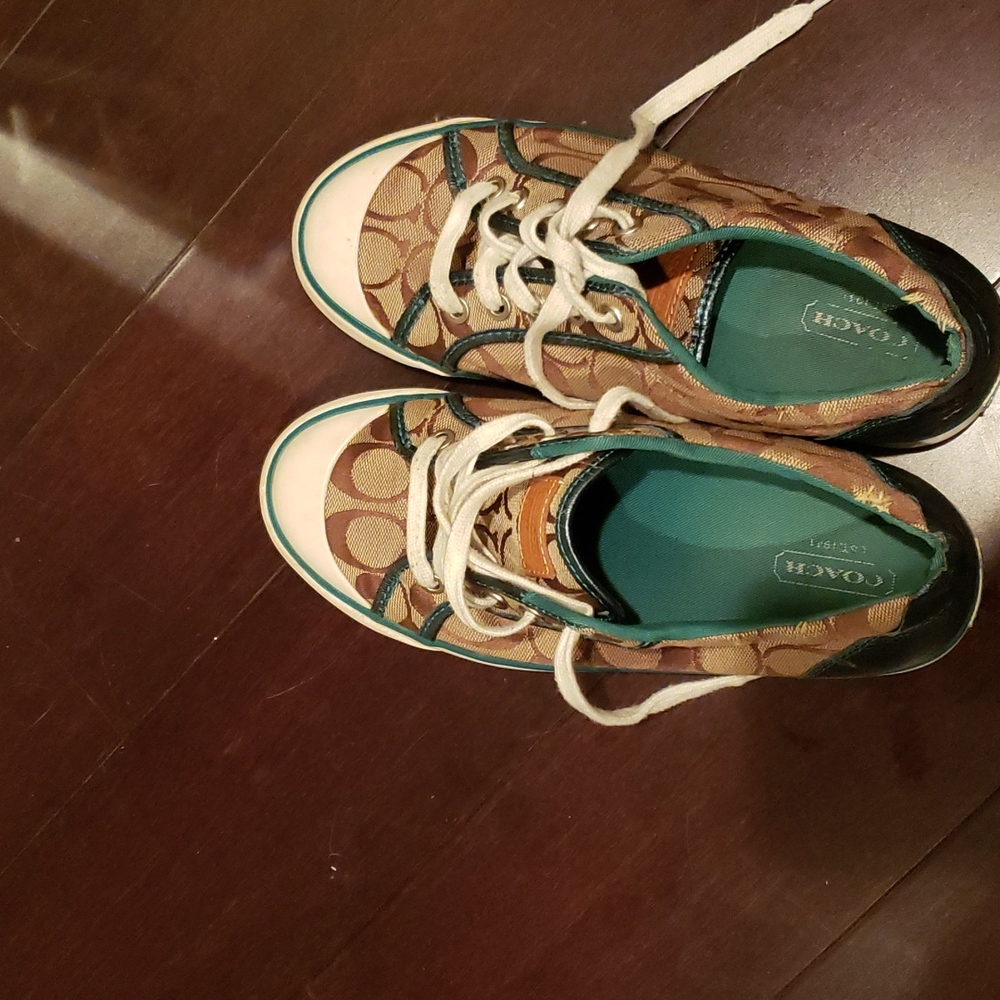 Ladies Coach Sneakers - Picture 3 of 13